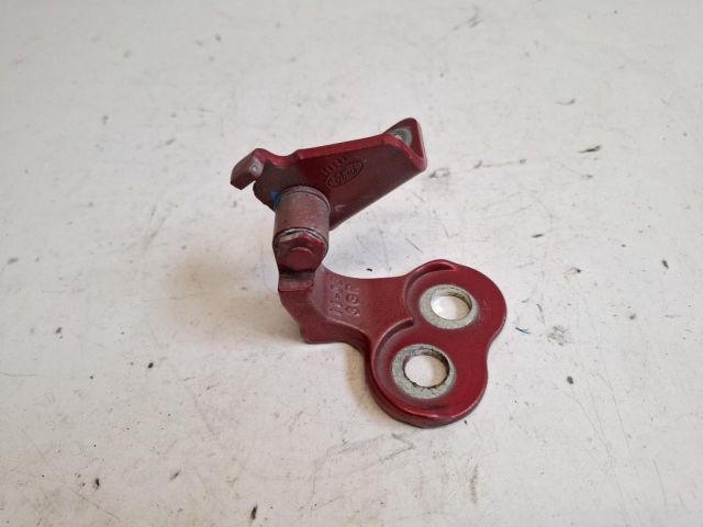 bontott FORD FOCUS III Jobb első Alsó Zsanér