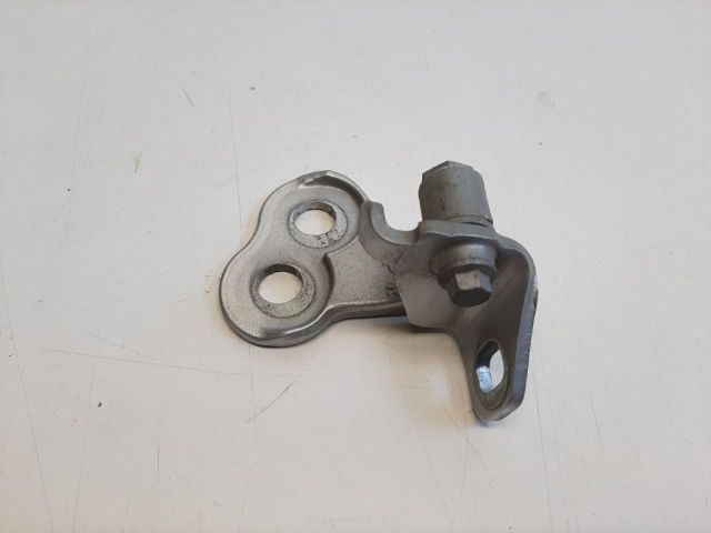 bontott FORD FOCUS III Jobb első Alsó Zsanér