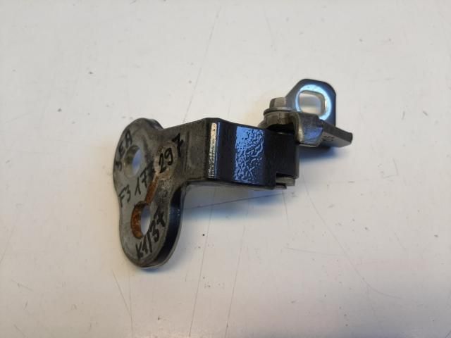 bontott FORD FOCUS III Jobb első Alsó Zsanér