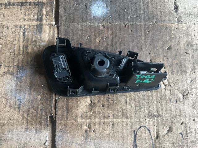 bontott FORD FOCUS III Jobb első Belső Kilincs