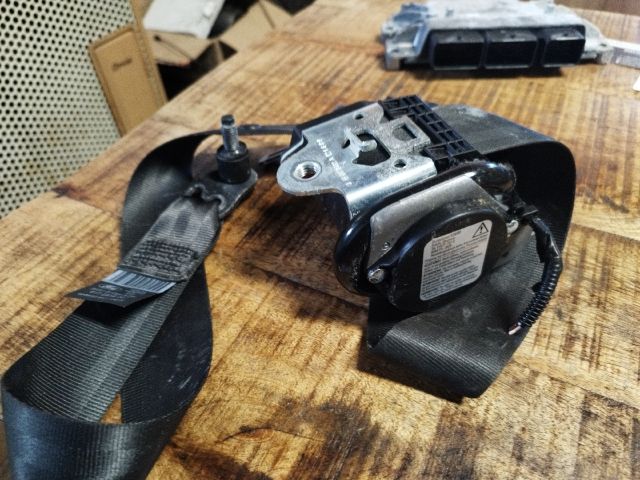 bontott FORD FOCUS III Jobb első Biztonsági Öv