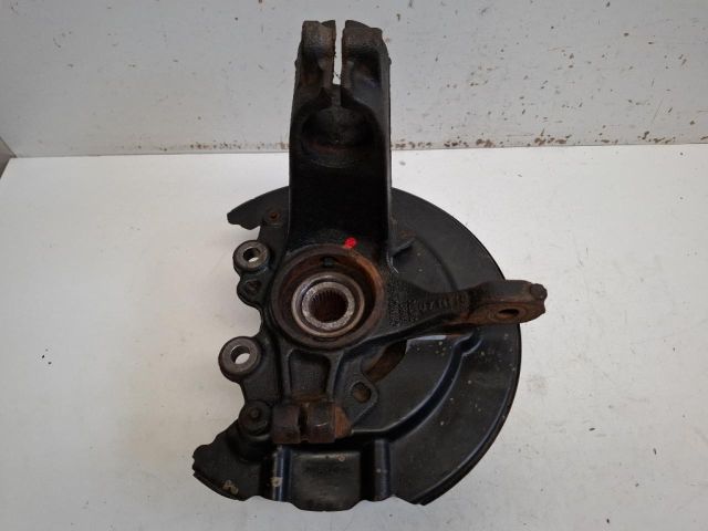 bontott FORD FOCUS III Jobb első Csonkállvány Kerékaggyal