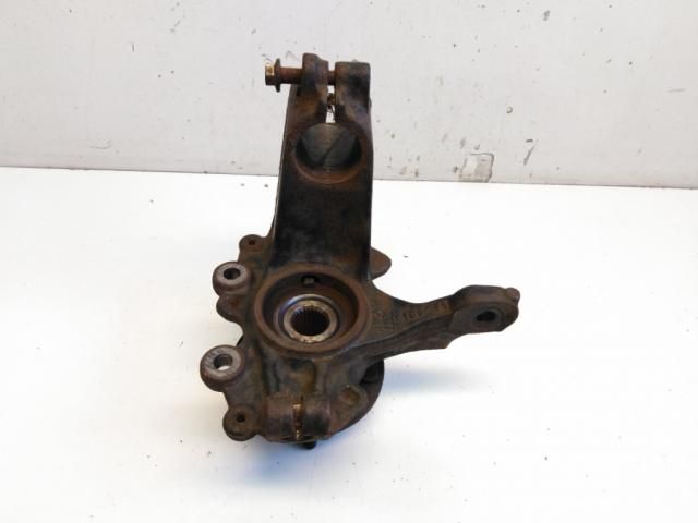 bontott FORD FOCUS III Jobb első Csonkállvány Kerékaggyal