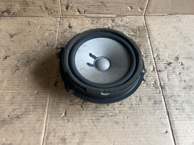 bontott FORD FOCUS III Jobb első Hangszóró