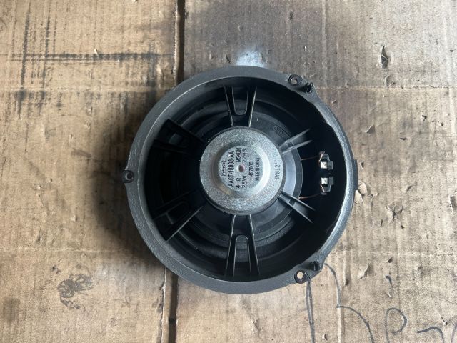 bontott FORD FOCUS III Jobb első Hangszóró