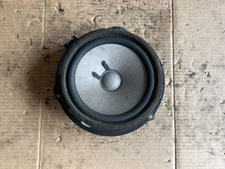 bontott FORD FOCUS III Jobb első Hangszóró