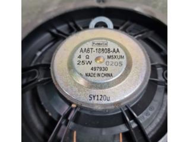 bontott FORD FOCUS III Jobb első Hangszóró