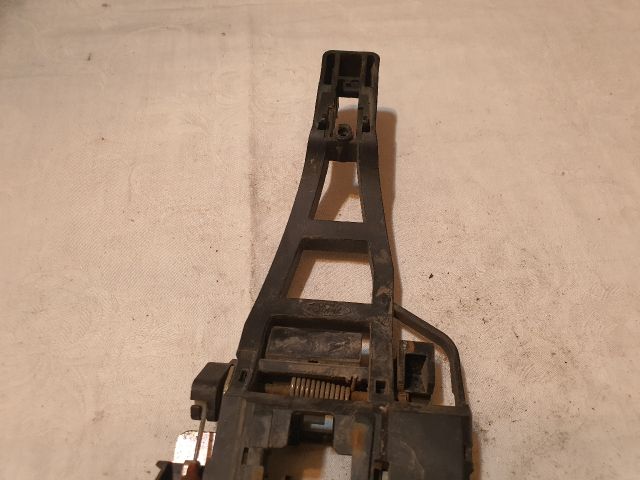 bontott FORD FOCUS III Jobb első Külső Kilincsfészek