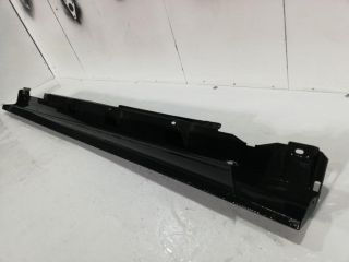 bontott FORD FOCUS III Jobb első Küszöb Díszléc