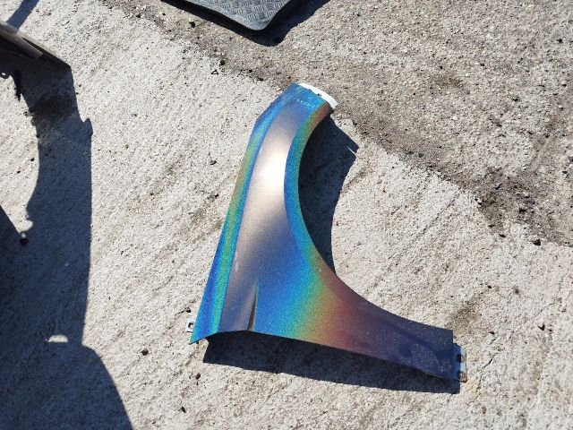 bontott FORD FOCUS III Jobb első Sárvédő