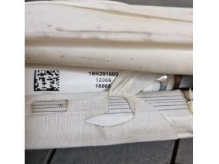 bontott FORD FOCUS III Jobb Fejlégzsák