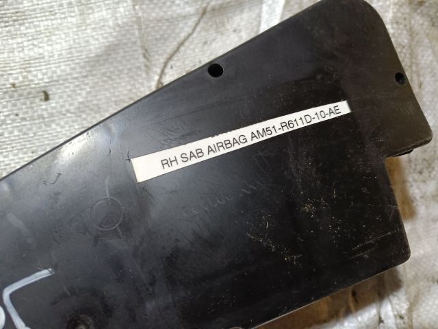 bontott FORD FOCUS III Jobb Függönylégzsák és Oldallégzsák