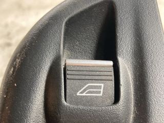 bontott FORD FOCUS III Jobb hátsó Ablakemelő Kapcsoló