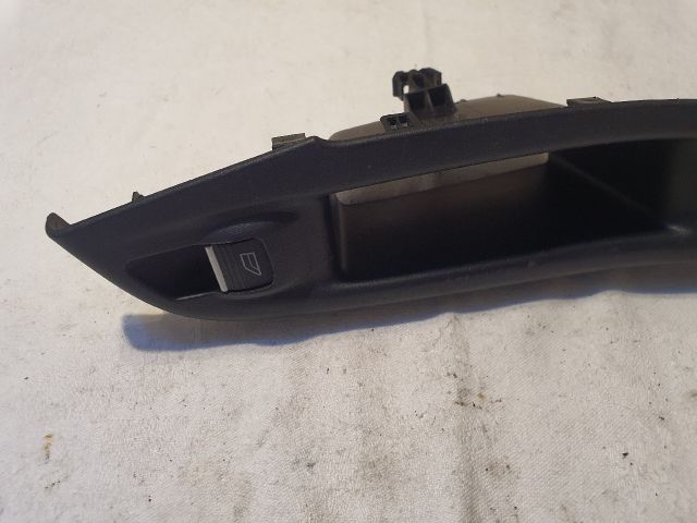 bontott FORD FOCUS III Jobb hátsó Ablakemelő Kapcsoló