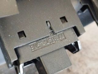 bontott FORD FOCUS III Jobb hátsó Ablakemelő Kapcsoló