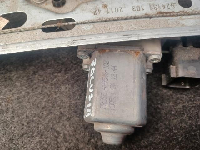 bontott FORD FOCUS III Jobb hátsó Ablakemelő Szerkezet (Elektromos)