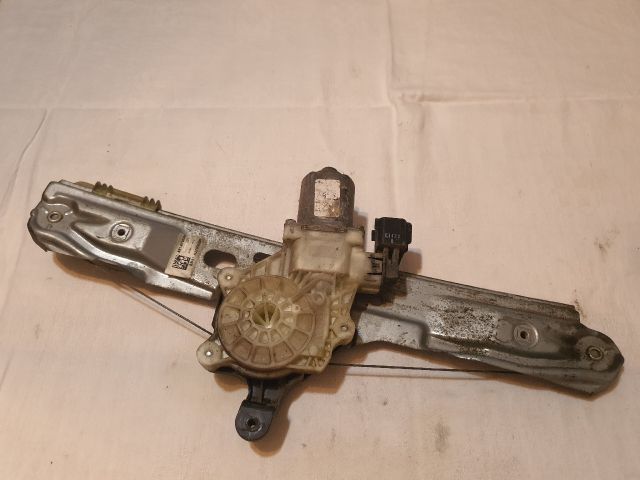 bontott FORD FOCUS III Jobb hátsó Ablakemelő Szerkezet (Elektromos)