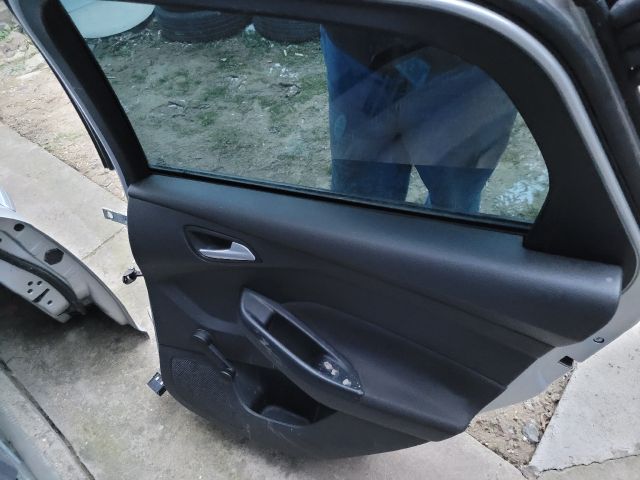 bontott FORD FOCUS III Jobb hátsó Ablakemelő Szerkezet (Mechanikus)