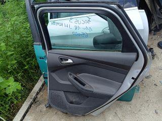 bontott FORD FOCUS III Jobb hátsó Ajtó (Részeivel)