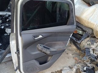 bontott FORD FOCUS III Jobb hátsó Ajtó (Részeivel)