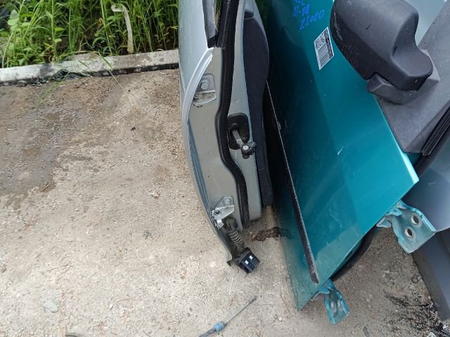 bontott FORD FOCUS III Jobb hátsó Ajtó (Részeivel)