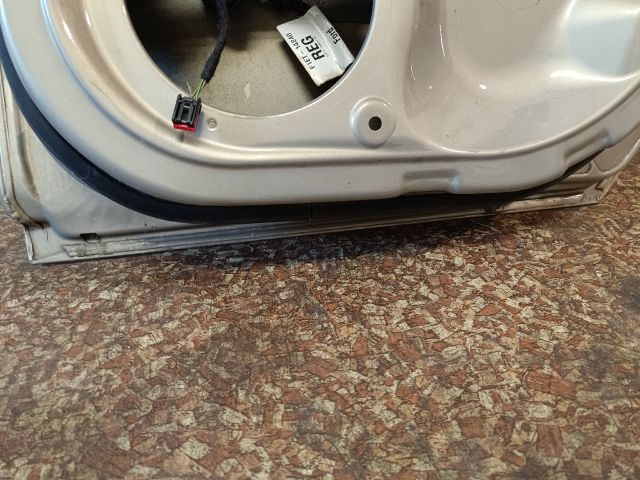 bontott FORD FOCUS III Jobb hátsó Ajtó (Üres lemez)