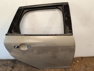 bontott FORD FOCUS III Jobb hátsó Ajtó (Üres lemez)