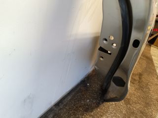 bontott FORD FOCUS III Jobb hátsó Ajtó (Üres lemez)