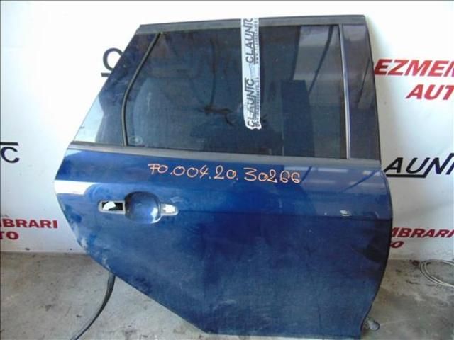 bontott FORD FOCUS III Jobb hátsó Ajtó (Üres lemez)