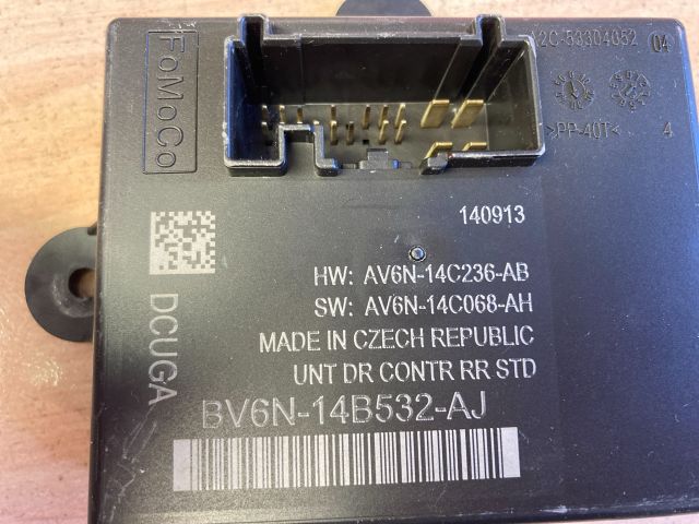 bontott FORD FOCUS III Jobb hátsó Ajtó Vezérlőegység