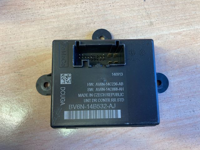 bontott FORD FOCUS III Jobb hátsó Ajtó Vezérlőegység