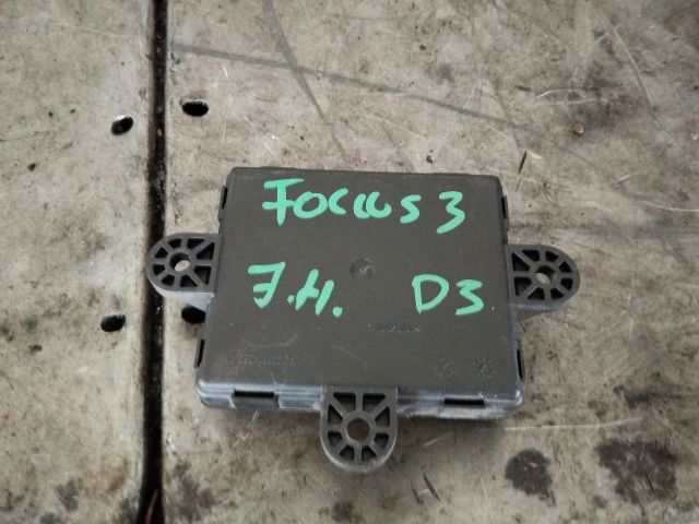 bontott FORD FOCUS III Jobb hátsó Ajtó Vezérlőegység