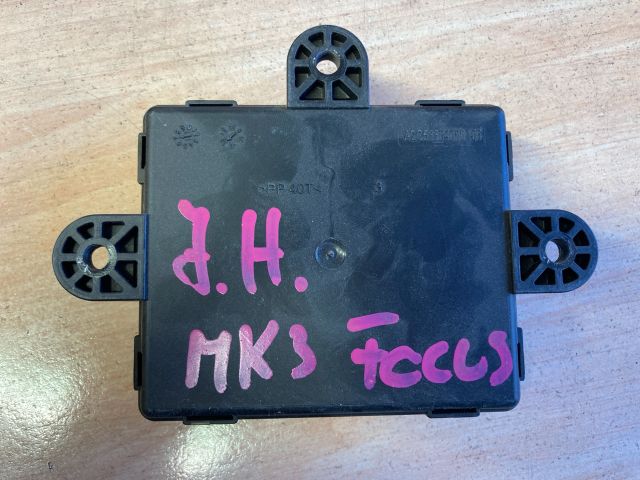 bontott FORD FOCUS III Jobb hátsó Ajtó Vezérlőegység