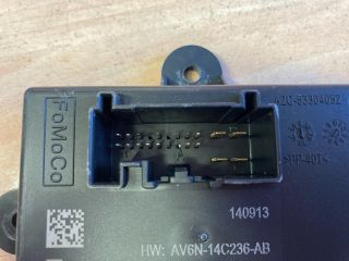 bontott FORD FOCUS III Jobb hátsó Ajtó Vezérlőegység