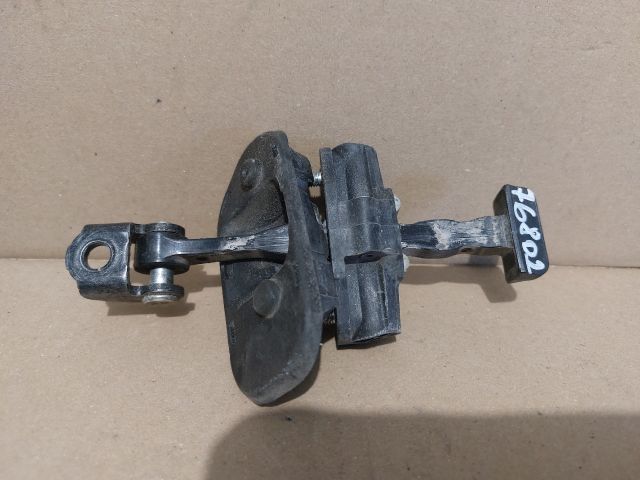 bontott FORD FOCUS III Jobb hátsó Ajtóhatároló