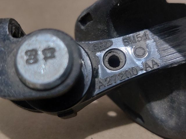 bontott FORD FOCUS III Jobb hátsó Ajtóhatároló