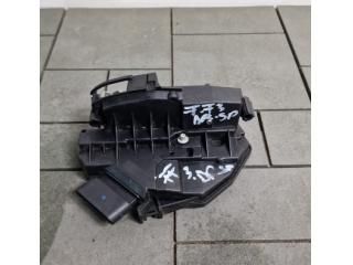 bontott FORD FOCUS III Jobb hátsó Ajtózár