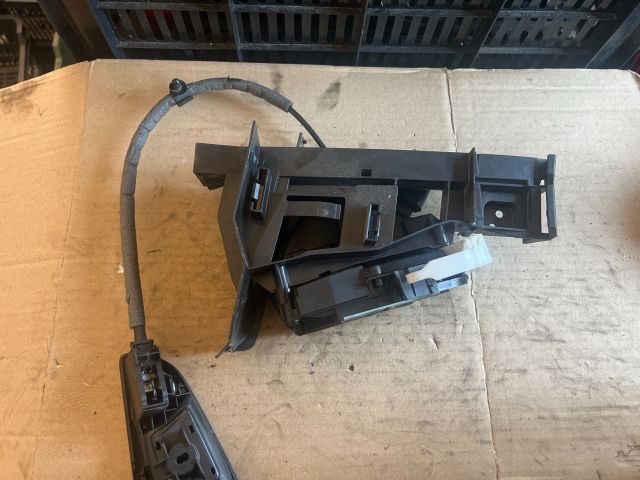 bontott FORD FOCUS III Jobb hátsó Ajtózár