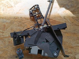 bontott FORD FOCUS III Jobb hátsó Ajtózár