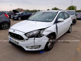 bontott FORD FOCUS III Jobb hátsó Belső Küszöb Burkolat