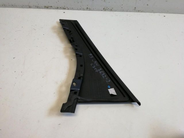 bontott FORD FOCUS III Jobb hátsó Hátsó Ajtókeret Burkolat