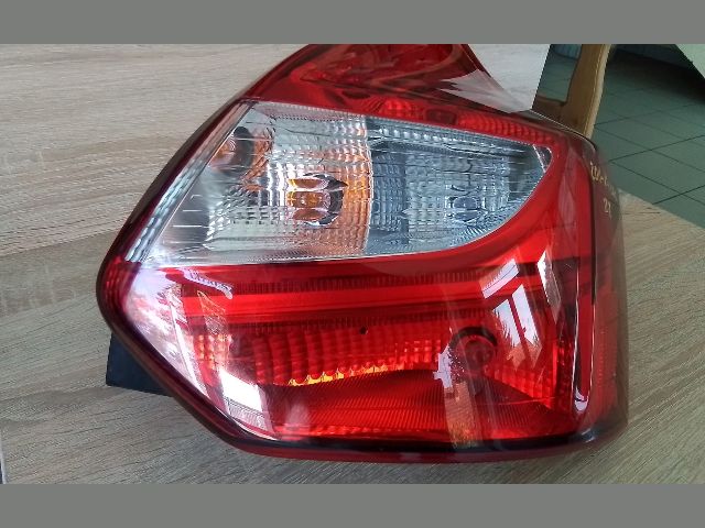 bontott FORD FOCUS III Jobb Hátsó Lámpa