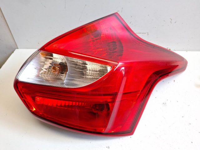 bontott FORD FOCUS III Jobb Hátsó Lámpa