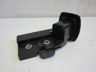 bontott FORD FOCUS III Jobb hátsó Ülés Rögzítő