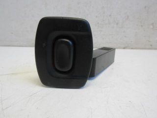 bontott FORD FOCUS III Jobb hátsó Ülés Rögzítő