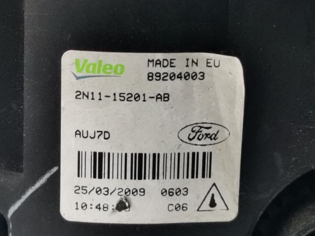 bontott FORD FOCUS III Jobb Ködfényszóró