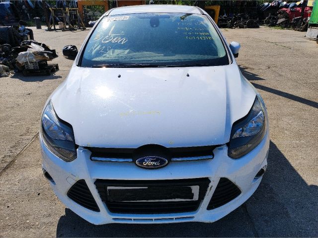 bontott FORD FOCUS III Jobb Ködfényszóró