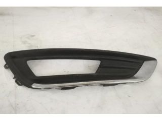 bontott FORD FOCUS III Jobb Ködlámpa Rács