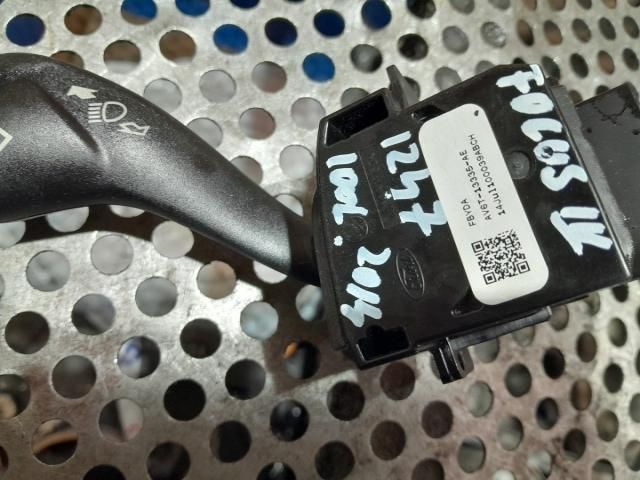 bontott FORD FOCUS III Jobb Kormánykapcsoló Ablaktörlő