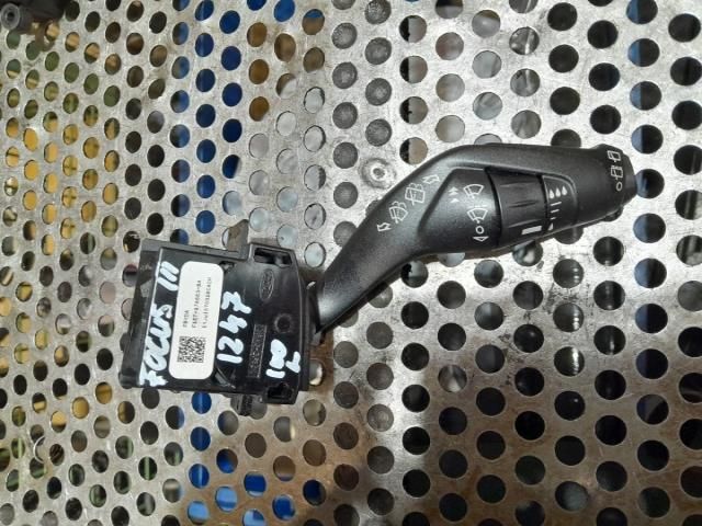 bontott FORD FOCUS III Jobb Kormánykapcsoló Ablaktörlő